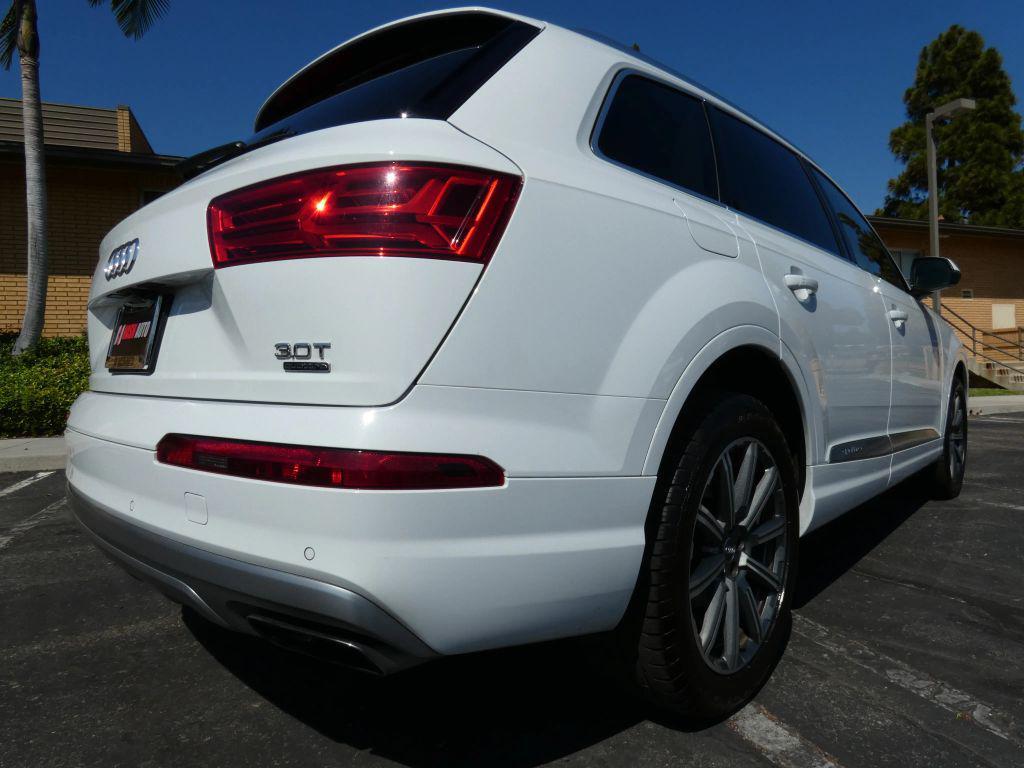 used 2018 Audi Q7 car, priced at $18,990