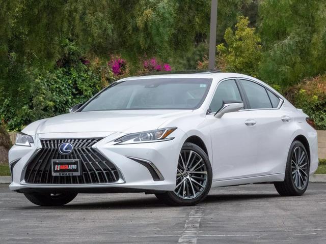 used 2021 Lexus ES 300h car, priced at $33,490