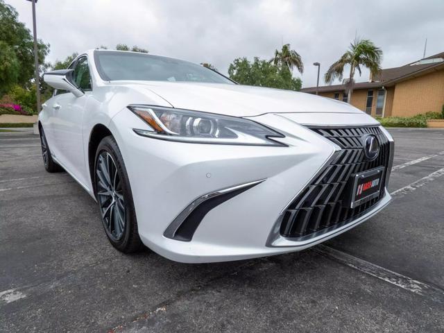 used 2021 Lexus ES 300h car, priced at $33,490