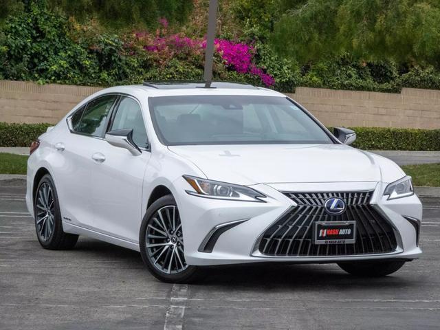 used 2021 Lexus ES 300h car, priced at $33,490