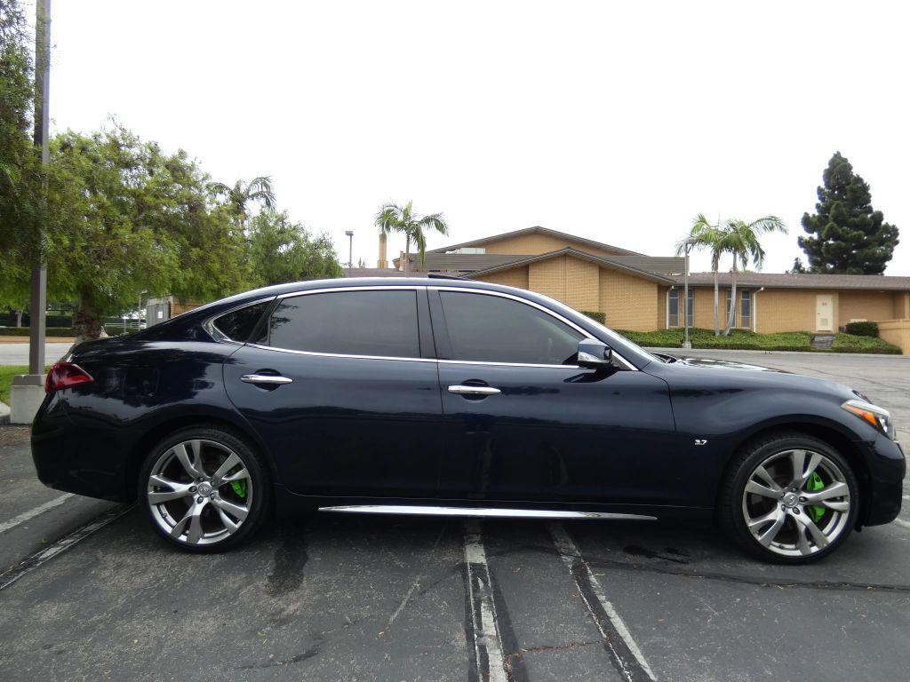 used 2015 INFINITI Q70L car, priced at $17,990