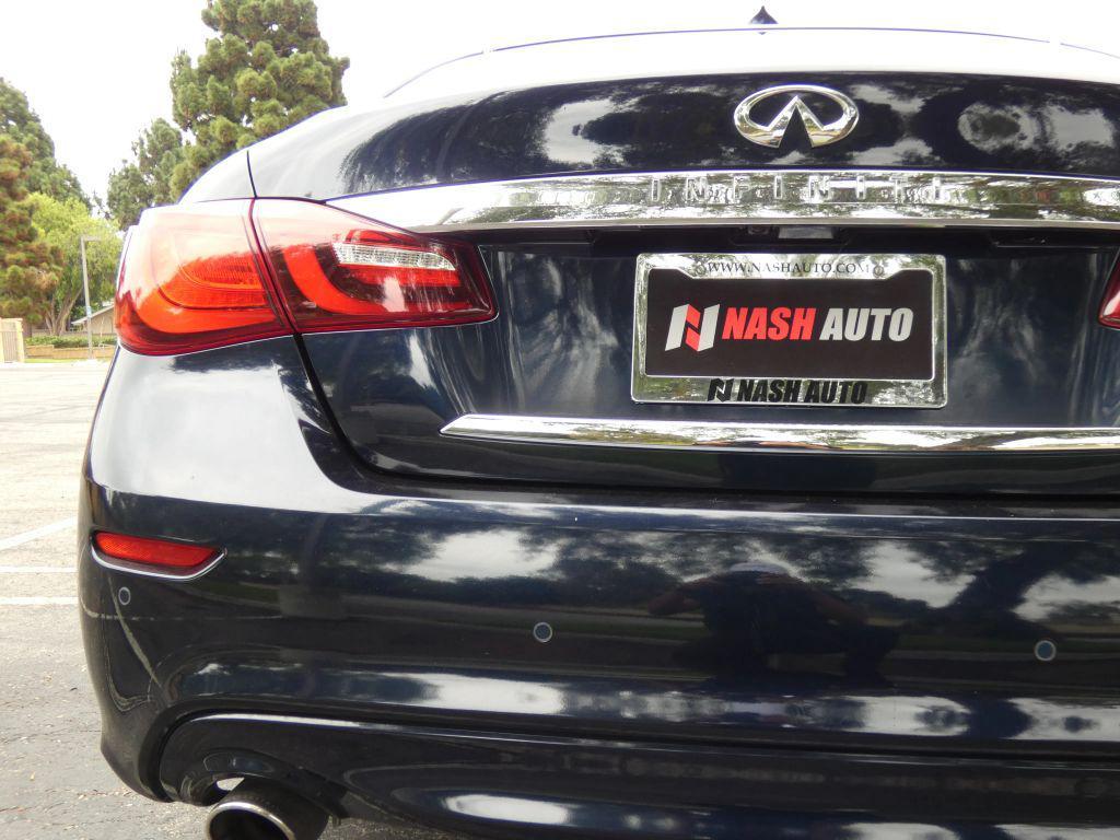 used 2015 INFINITI Q70L car, priced at $17,990