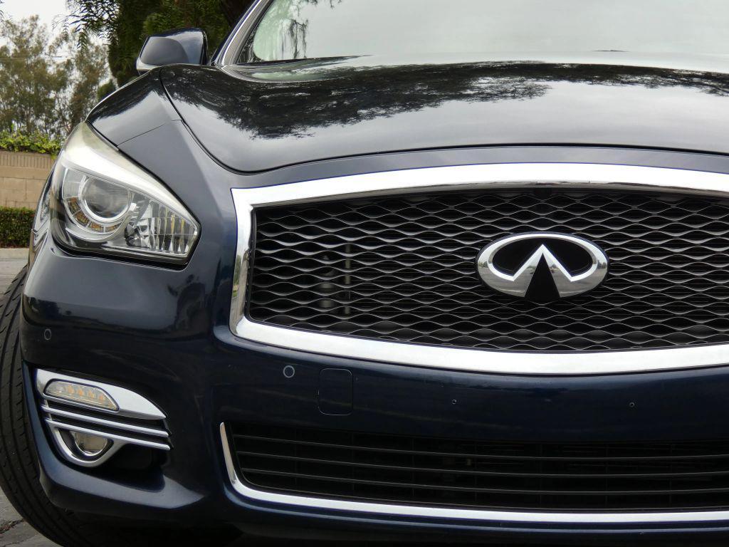 used 2015 INFINITI Q70L car, priced at $17,990