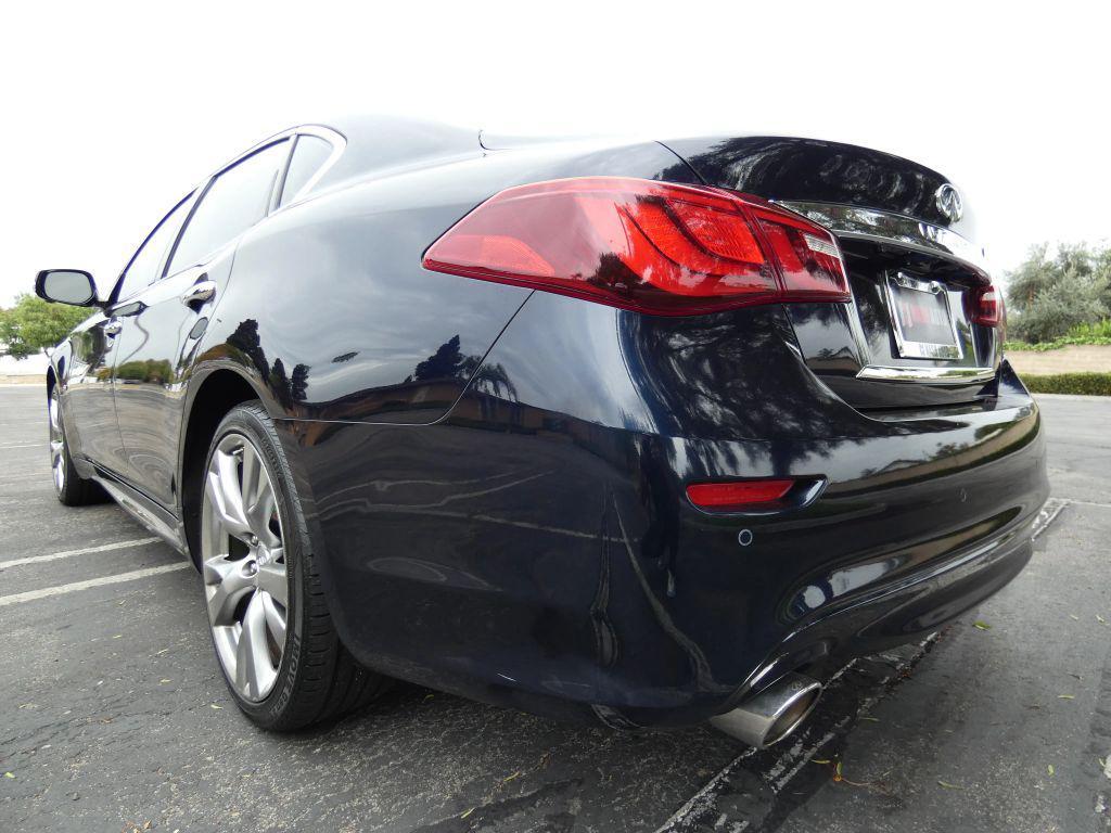 used 2015 INFINITI Q70L car, priced at $17,990