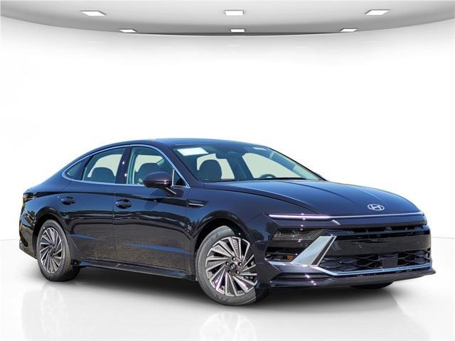 new 2025 Hyundai Sonata Hybrid car, priced at $38,455