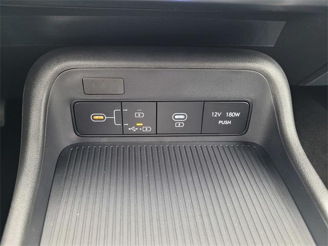 new 2025 Hyundai Kona car, priced at $27,209