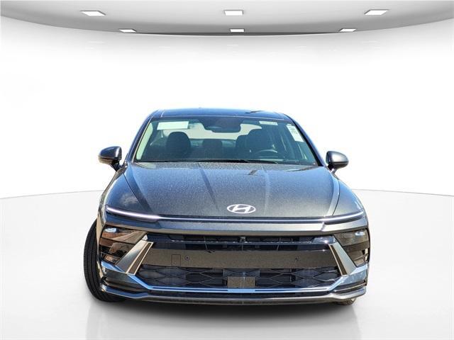 new 2025 Hyundai Sonata Hybrid car, priced at $38,628