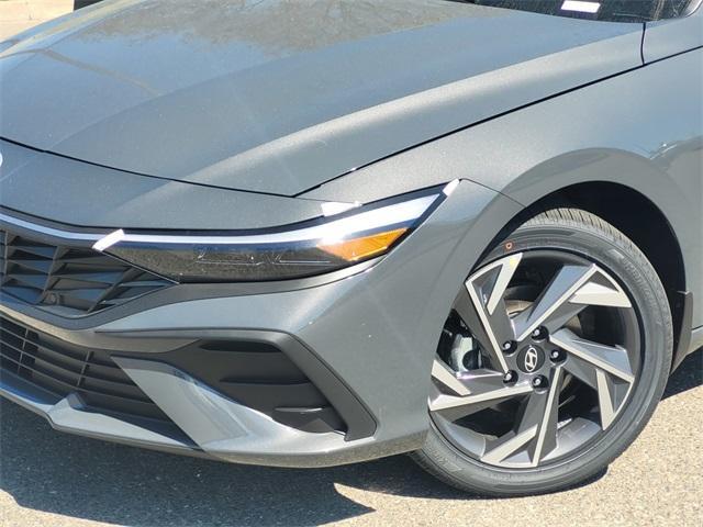 new 2025 Hyundai ELANTRA HEV car, priced at $28,185
