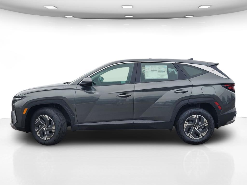 new 2026 Hyundai TUCSON Hybrid car