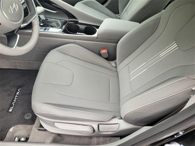 new 2025 Hyundai ELANTRA HEV car, priced at $28,185