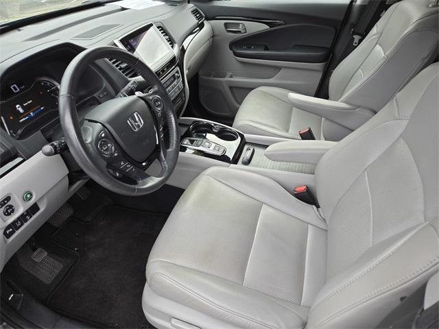 used 2017 Honda Pilot car, priced at $16,751