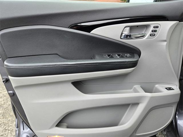 used 2017 Honda Pilot car, priced at $16,751