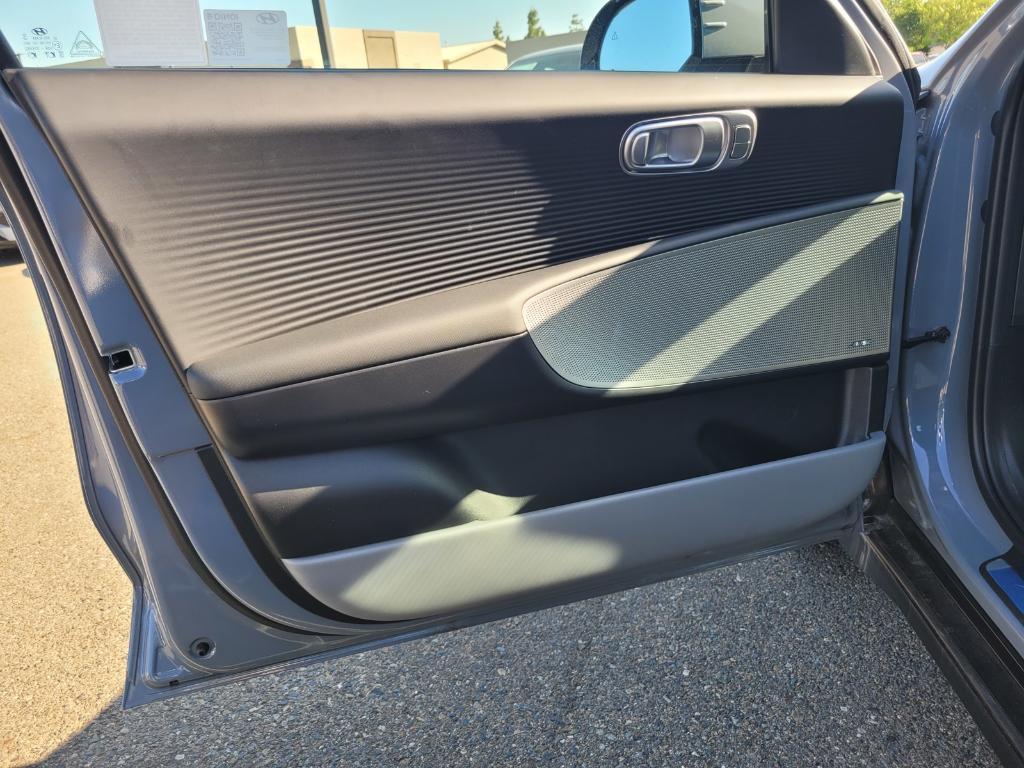 new 2025 Hyundai IONIQ 6 car, priced at $45,455