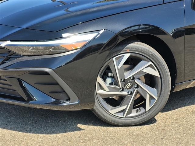 new 2025 Hyundai ELANTRA HEV car, priced at $26,185