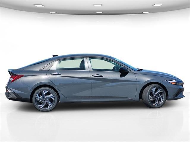 new 2025 Hyundai ELANTRA HEV car, priced at $28,205