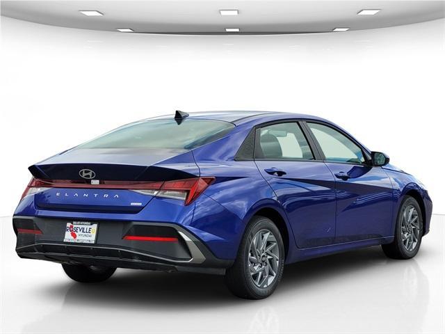 new 2025 Hyundai ELANTRA HEV car, priced at $26,490