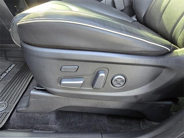 used 2024 Hyundai Palisade car, priced at $38,996