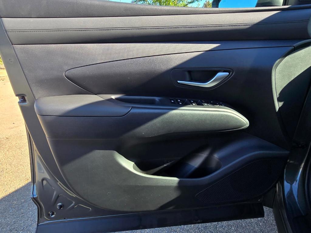 new 2026 Hyundai TUCSON Hybrid car