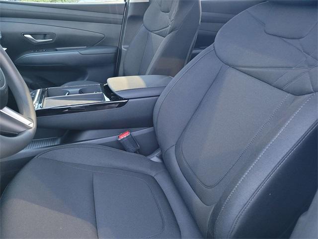 new 2026 Hyundai TUCSON Hybrid car