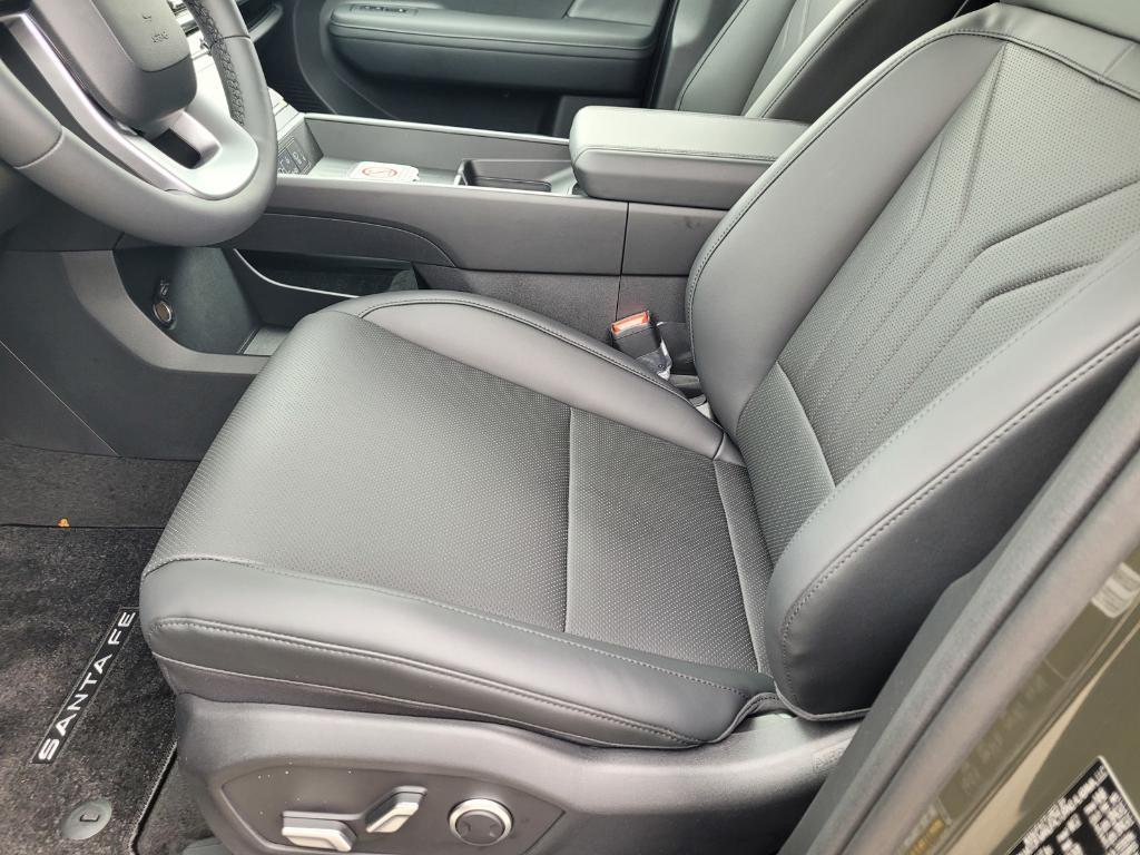 new 2025 Hyundai Santa Fe car, priced at $41,089