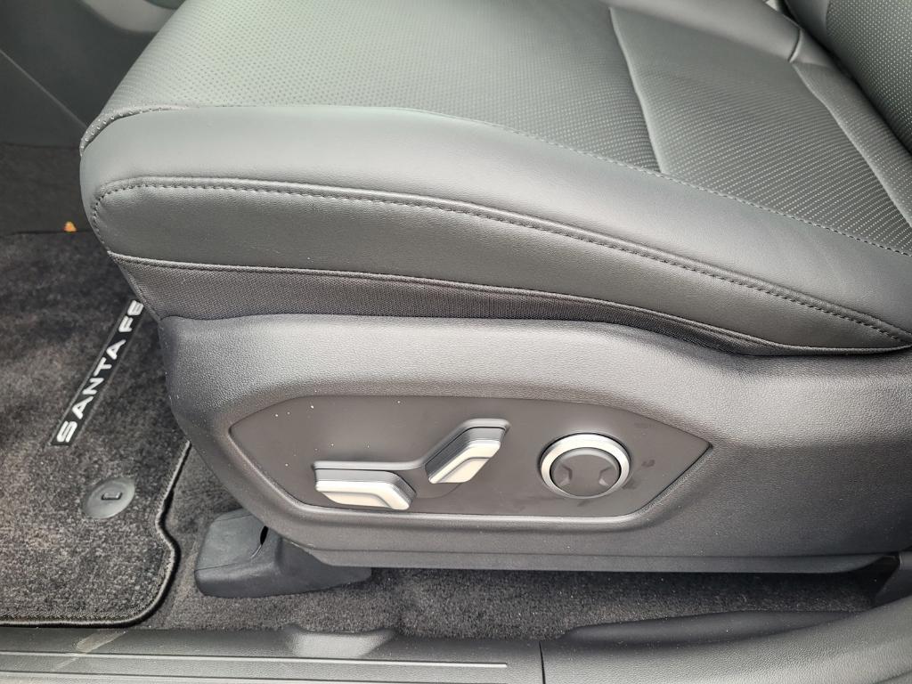 new 2025 Hyundai Santa Fe car, priced at $41,089