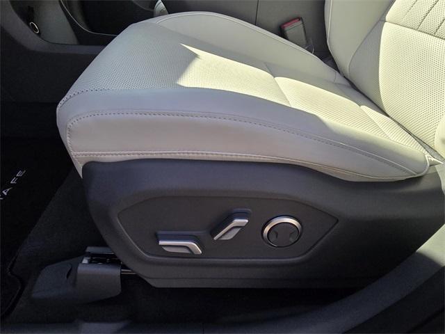 new 2026 Hyundai SANTA FE HEV car