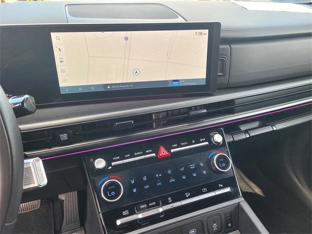 used 2025 Hyundai Santa Fe car, priced at $39,992