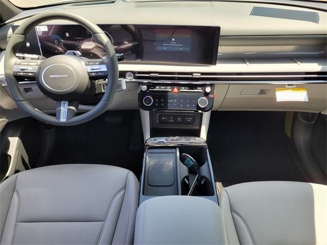 new 2025 Hyundai TUCSON Hybrid car, priced at $42,075