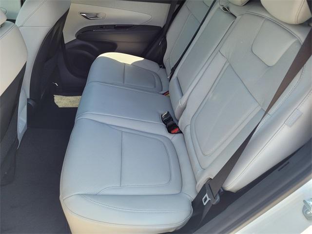 new 2025 Hyundai TUCSON Hybrid car, priced at $42,580