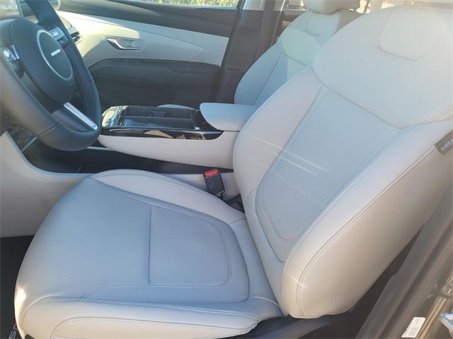 new 2025 Hyundai TUCSON Hybrid car, priced at $36,995