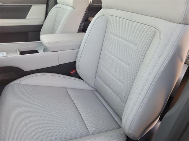 new 2026 Hyundai SANTA FE HEV car