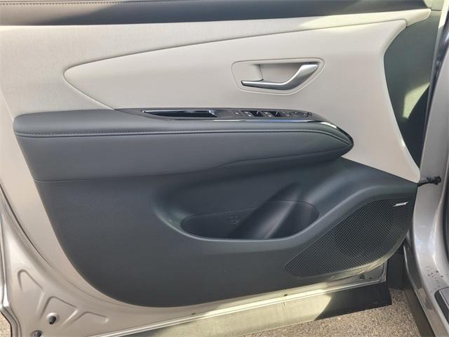 new 2025 Hyundai TUCSON Hybrid car, priced at $42,670