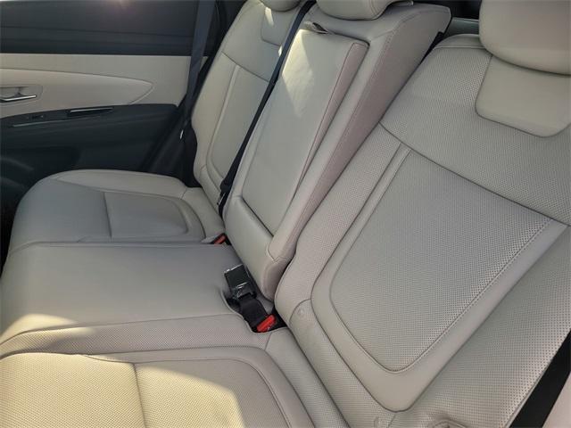 new 2025 Hyundai TUCSON Hybrid car, priced at $42,670