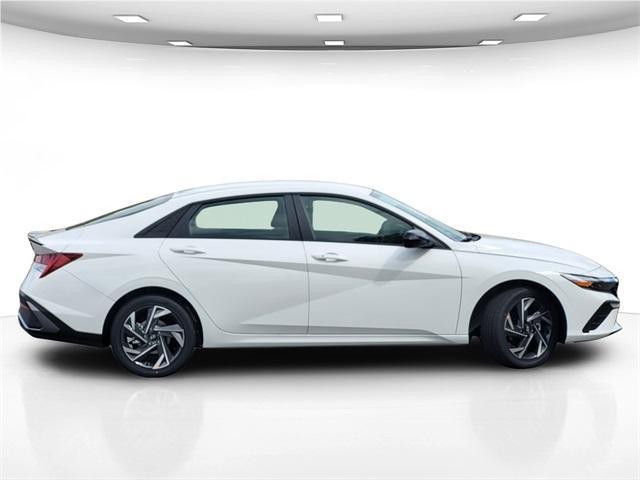 new 2025 Hyundai ELANTRA HEV car, priced at $25,950