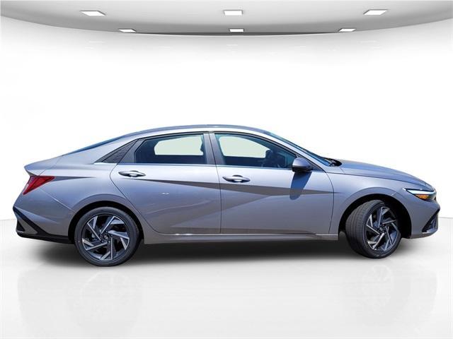 new 2024 Hyundai Elantra HEV car, priced at $31,665