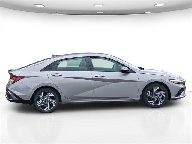 new 2025 Hyundai Elantra car, priced at $23,625
