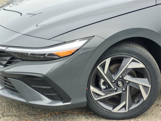 new 2025 Hyundai ELANTRA HEV car, priced at $24,895