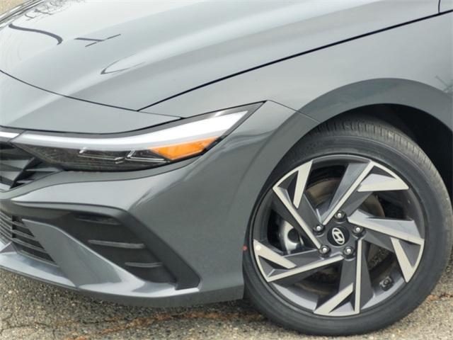 new 2025 Hyundai ELANTRA HEV car, priced at $28,395