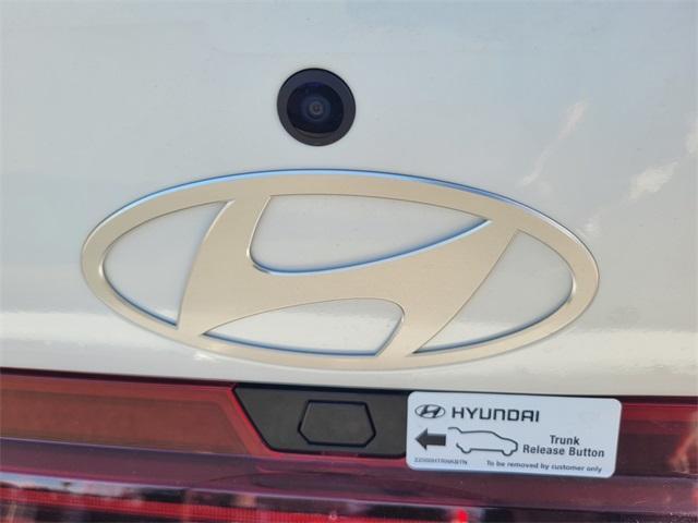 new 2025 Hyundai Elantra car, priced at $26,400