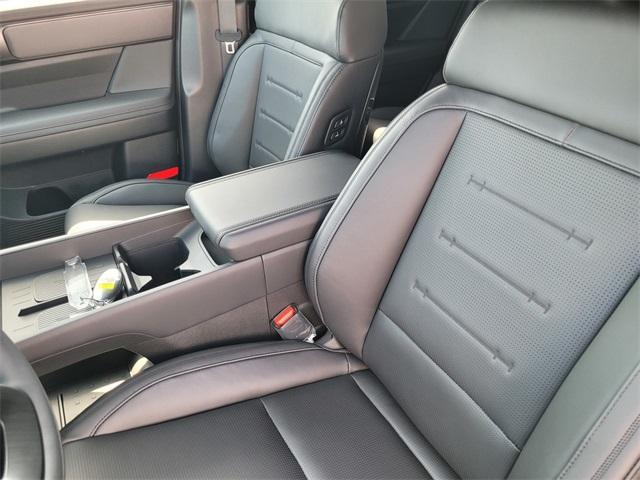 new 2025 Hyundai SANTA FE HEV car, priced at $50,544