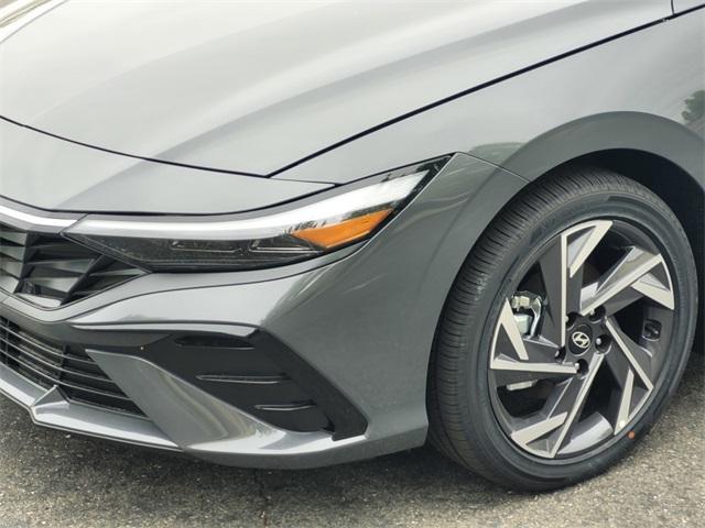 new 2025 Hyundai ELANTRA HEV car, priced at $28,185