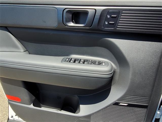 new 2025 Hyundai SANTA FE HEV car, priced at $48,895