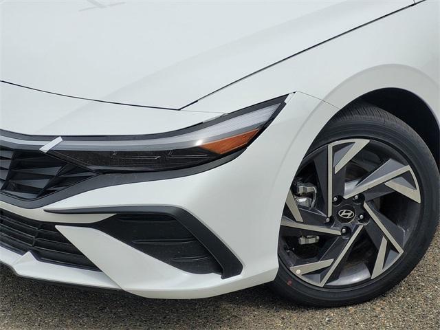new 2025 Hyundai ELANTRA HEV car, priced at $25,395