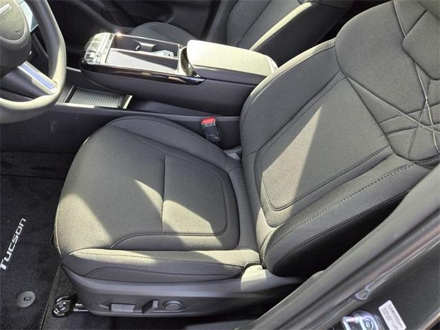 new 2026 Hyundai TUCSON Hybrid car