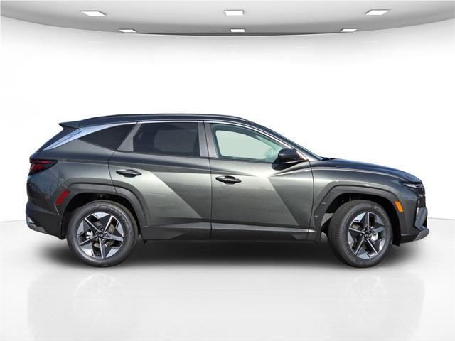 new 2026 Hyundai TUCSON Hybrid car