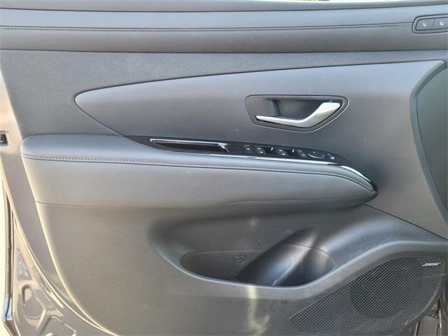 used 2025 Hyundai TUCSON Hybrid car, priced at $39,991