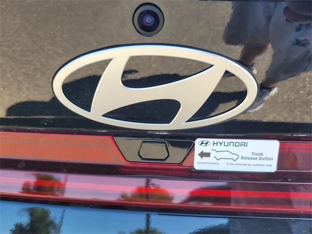 new 2025 Hyundai ELANTRA HEV car, priced at $26,240