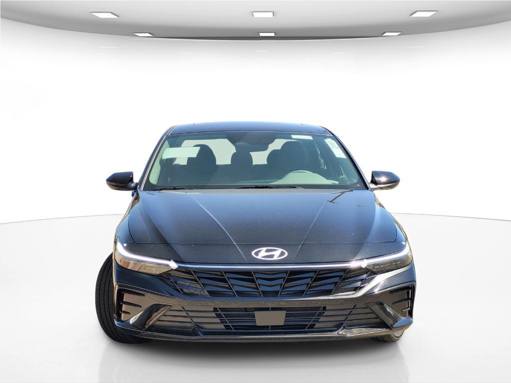 new 2025 Hyundai Elantra car, priced at $26,015