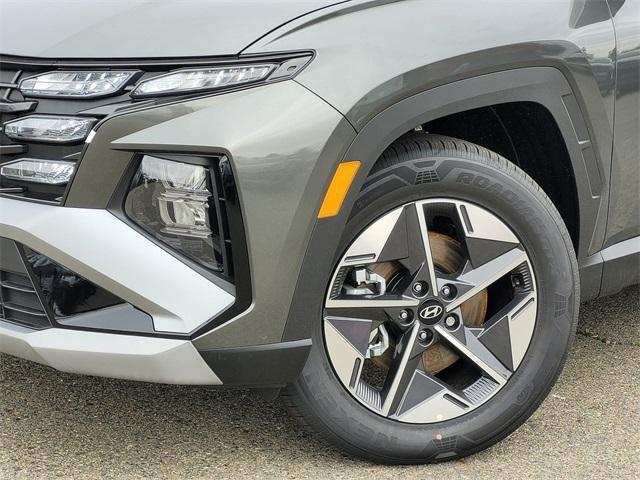 new 2025 Hyundai TUCSON Hybrid car, priced at $37,045
