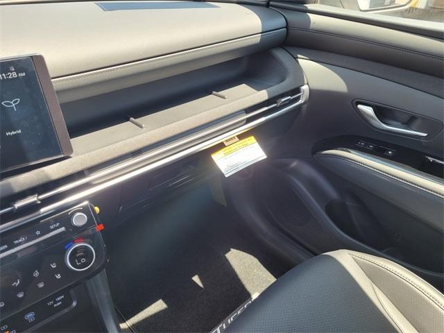 new 2025 Hyundai TUCSON Hybrid car, priced at $42,640
